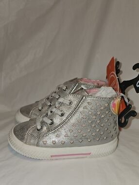 Wonder Nation Baby Girl Heart High Top Sneaker, Size 6